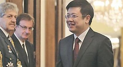 Στην Κεφαλονιά πήγε ο πρέσβης της Κίνας με το πλοίο της γραμμής