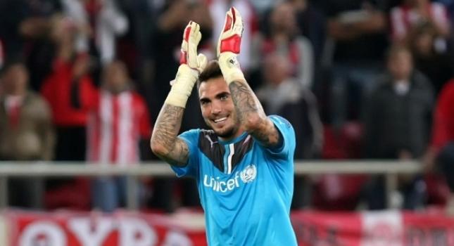 «Η φανέλα αυτή είναι πιασμένη»