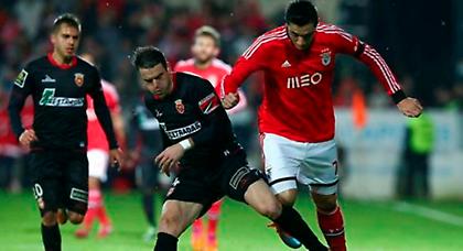 «Πέταξε» στο... παρά πέντε (video)