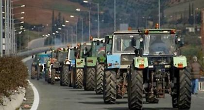 Επιμένουν οι αγρότες με 30 μπλόκα σε όλη την Ελλάδα