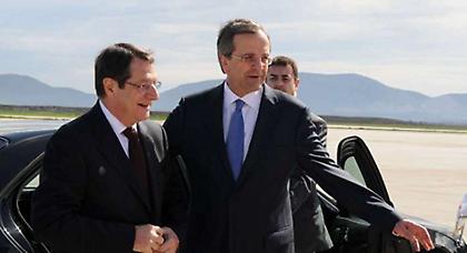 Στο Μαξίμου ο Αναστασιάδης