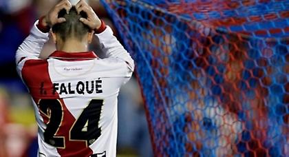 Την... ξεφτίλισε