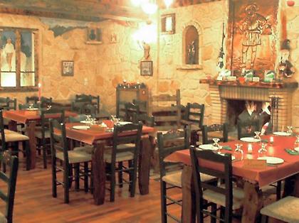 Για εξόρμηση στα Τρίκαλα Κορινθίας, φαγητό στου Δεκλερή