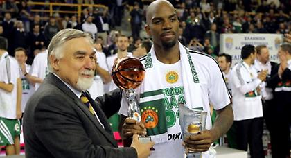 MVP του τελικού ο Κάρι