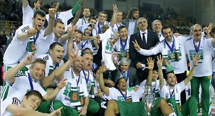 Η «στέψη» του... Παντοκράτορα!