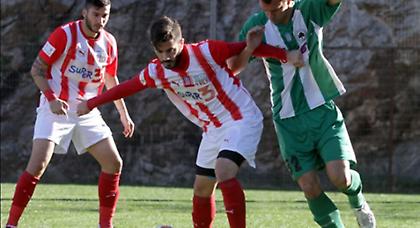 Τετράδα, από... μακριά