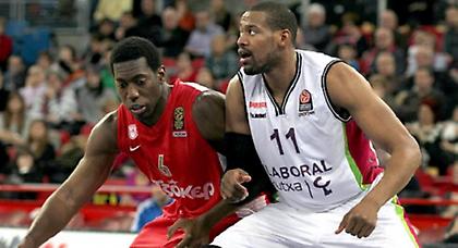 «Νοκ άουτ» ο Χάμιλτον