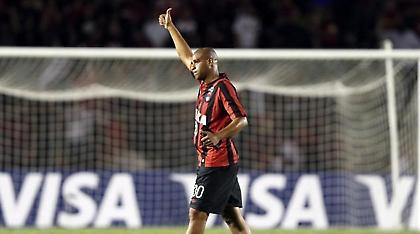 Η επιστροφή του δακρυσμένου «αυτοκράτορα» (video)