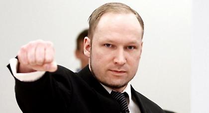 Ο μακελάρης Μπρέιβικ ζητά... Playstation 3 στο κελί του!