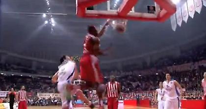 Στην κορυφή του Top 10 ο Πέτγουεϊ (video)