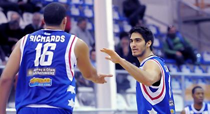 Με το δεξί σε... γνωστά λημέρια