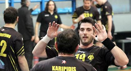 Ξανάπιασε κορυφή η ΑΕΚ