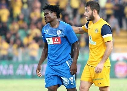 Με το αριστερό ο Κωστένογλου…