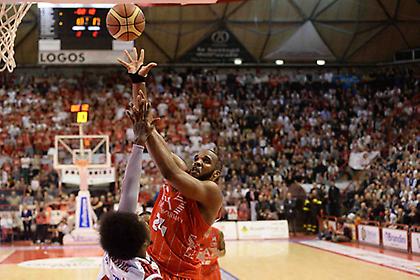 Ασταμάτητη Αρμάνι