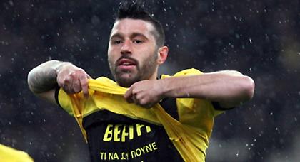 Τιμά τον Παυλή!