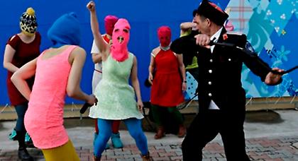 Σότσι: Έδειραν με μαστίγια μέλη των Pussy Riot