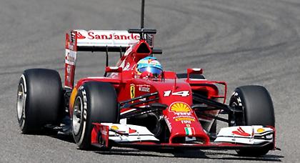 Ταχύτερος ο Αλόνσο, προβλήματα ο Ρόσμπεργκ