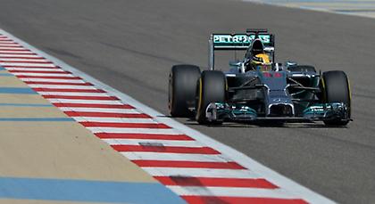 Δείχνει τα… δόντια της η Mercedes