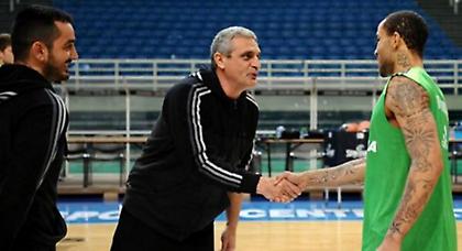 Στο... καπάκι ΟΑΚΑ ο Ράιτ (pics)