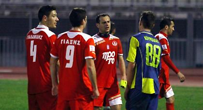 «Κόλλησαν» στο… χωράφι!