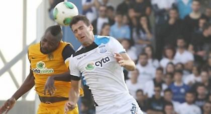 Το ντέρμπι βάφτηκε… γαλανόλευκο!