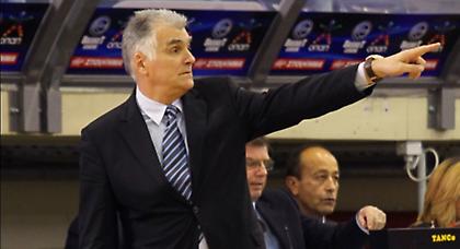 «Το κάναμε εύκολο στο δεύτερο ημίχρονο»