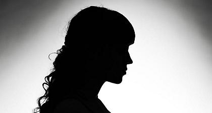 Αναλύουμε τα κόλπα της σπείρας γυναικών που «ξάφριζε» ανυποψίαστους πολίτες