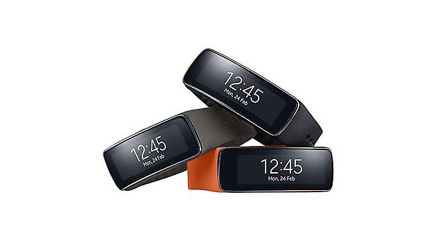 Παρουσίασε το Galaxy Gear Fit η Samsung