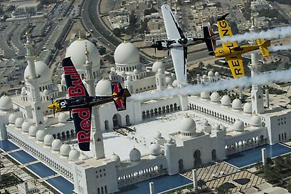 Τώρα από το Αμπού Ντάμπι - τo Red Bull Air Race ξανά στον αέρα…