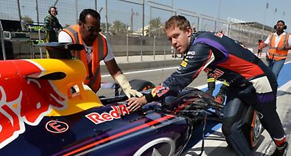 Μάσα στο ζενίθ, Φέτελ στο ναδίρ