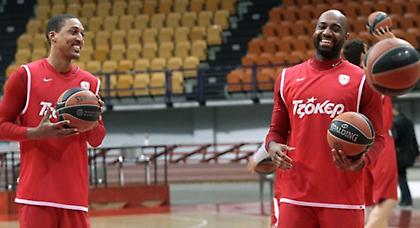 Είναι καλοί για τον Ολυμπιακό ο Κόλινς με τον Μουν;