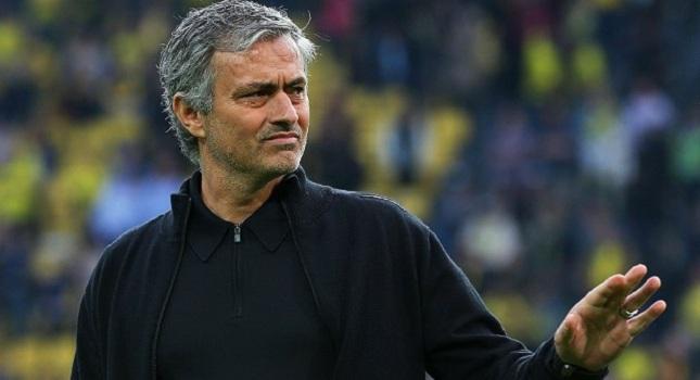 Μουρίνιο: «Η Μαν. Σίτι έχει την τύχη στα χέρια της»