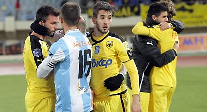 Με τρεις συν δύο απουσίες η ΑΕΚ