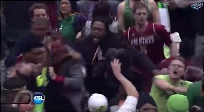 Ξύλο σε αγώνα του ΝCAA