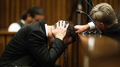 Ξέσπασε σε λυγμούς ο Πιστόριους (video)