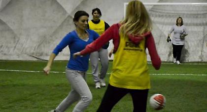 Και όμως… μαμάδες παίζουν μπάλα!