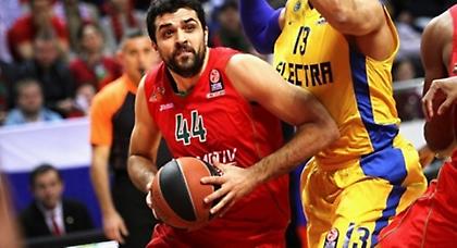 Έμεινε… στο παιχνίδι!