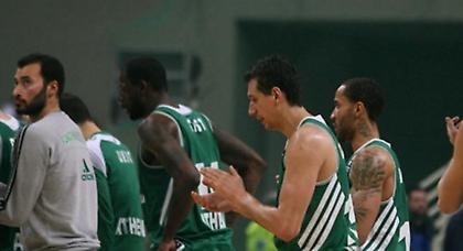 Εχασε τον κόσμο όλο, κέρδισε και ο Σκαριόλο