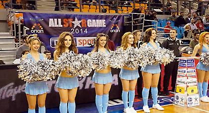 Κορυφώνεται η γιορτή