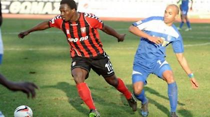 Ακόμα Πατό-νει