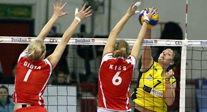 Χαλαρώνουν Ολυμπιακός και ΑΕΚ