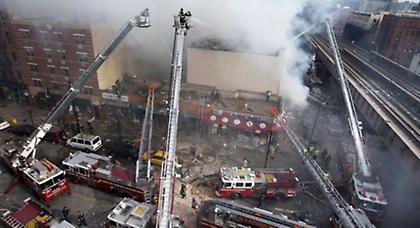 Ένας νεκρός από την κατάρρευση κτιρίων στη Ν.Υόρκη