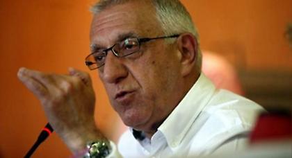 Νικήτας Κακλαμάνης: 10.000 ταξί στην Αθήνα θα βάλουν τη φάτσα μου