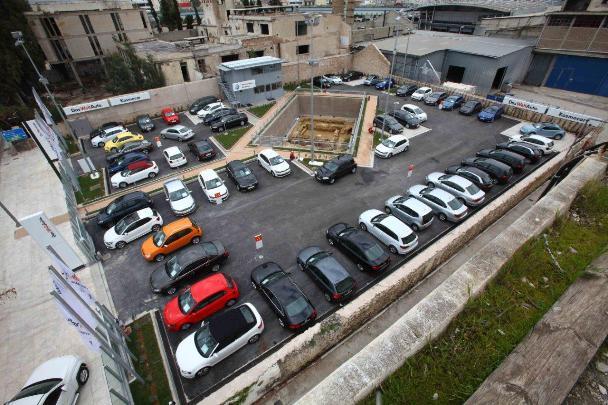 Κέντρο μεταχειρισμένων Das Welt Auto της Kosmocar