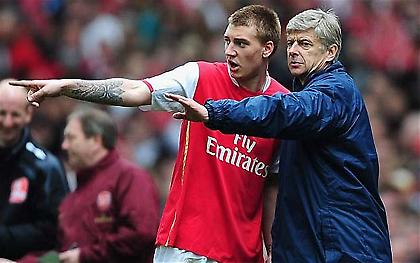 Βενγκέρ: «Θα τιμωρήσουμε τον Μπέντνερ»