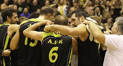 Ασταμάτητη η ΑΕΚ, θρίαμβος για Καβάλα