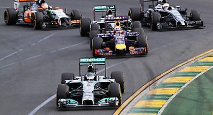 Τα συχαρίκια της Red Bull στη Mercedes