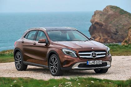 Νέα ήθη Mercedes με τη GLA (video)