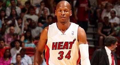 Ο Άλεν πήρε το όπλο του