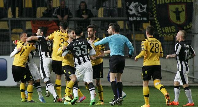 «Λάδι» βγάζει τον Κομίνη ο παρατηρητής